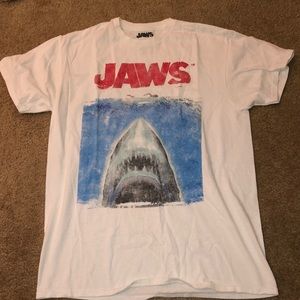 jaws graphic tee